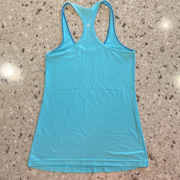 Lululemon Tank Top Blue Size 8 - Picture 2 of 2